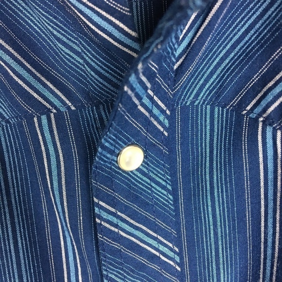 Wrangler Rancher Casual Striped Pearl Snap Shirt - Picture 8 of 10